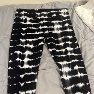 Black and white leggings
